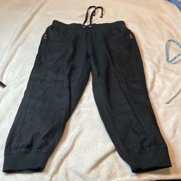 NWT pants size M - Picture 1 of 4